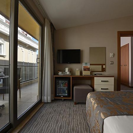 Yasmak Comfort Hotel Istambul Extérieur photo