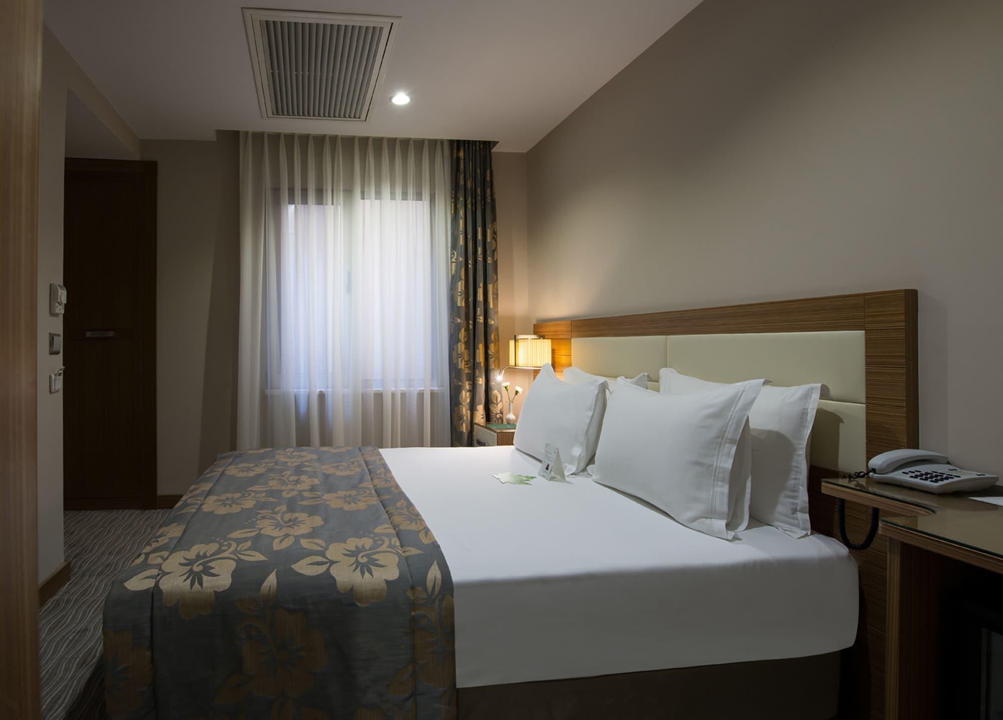 Yasmak Comfort Hotel Istambul Extérieur photo