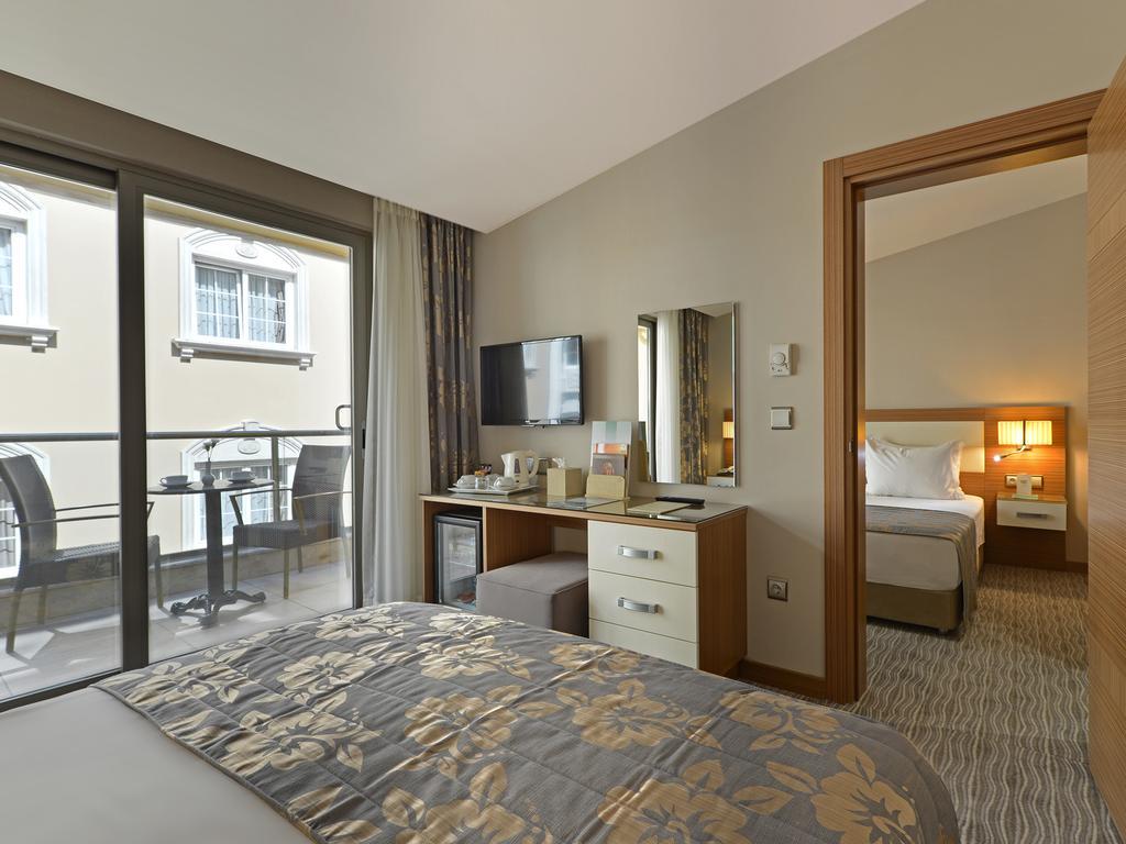 Yasmak Comfort Hotel Istambul Extérieur photo